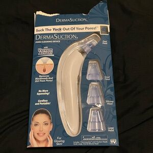 NEW! Demasuction Skin Care Device
